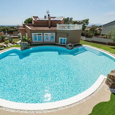 Villa Leon With Private Pool Quartu SantʼElena Εξωτερικό φωτογραφία