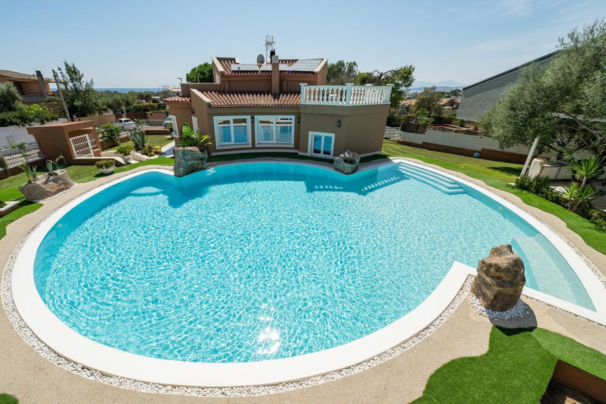 Villa Leon With Private Pool Quartu SantʼElena Εξωτερικό φωτογραφία